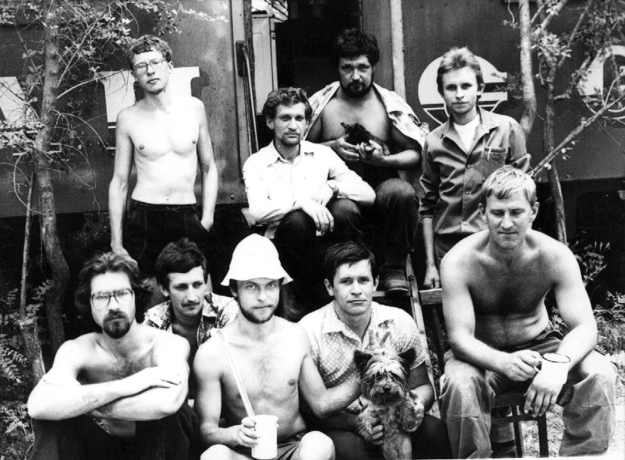 Сотрудники отряда МТЗ в 1983г.